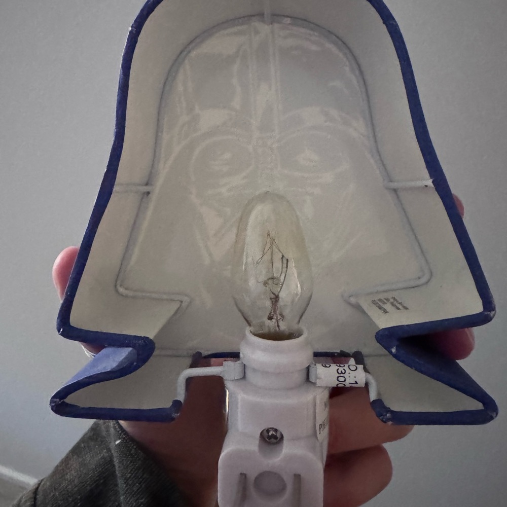 Pottery Barn Kids Star Wars Darth Vader Night Light - Picture 5 of 6